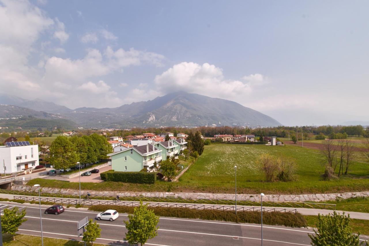 Piazza Lira Schio Residence المظهر الخارجي الصورة
