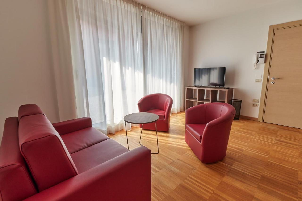 Piazza Lira Schio Residence المظهر الخارجي الصورة
